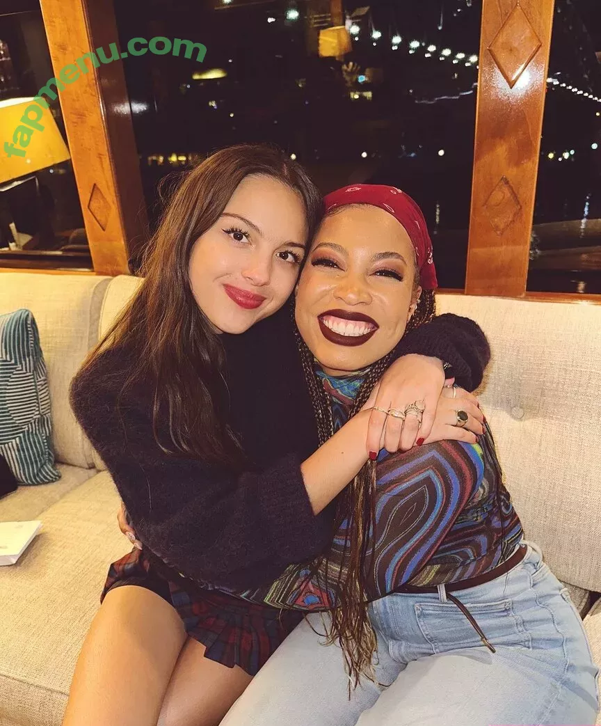 Olivia Rodrigo nude photo #3185 (oliviarodrigo)