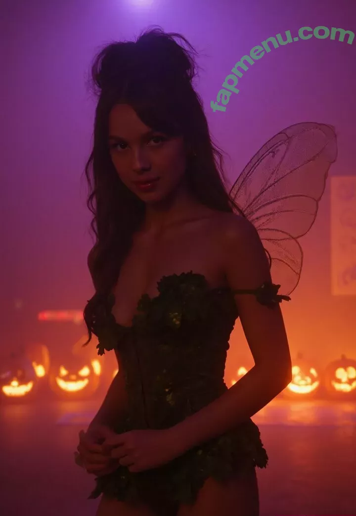 Olivia Rodrigo nude photo #3255 (oliviarodrigo)