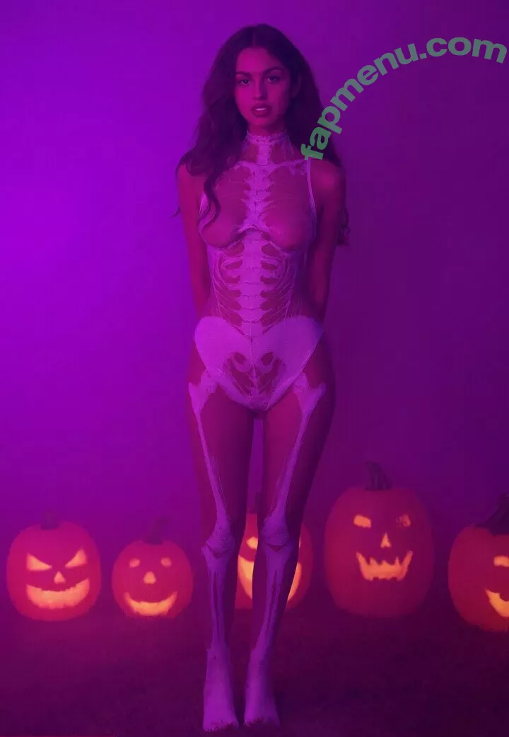 Olivia Rodrigo nude photo #3258 (oliviarodrigo)