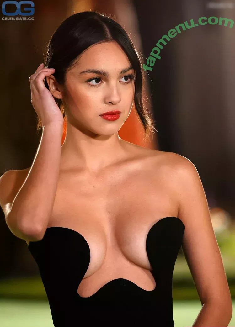 Olivia Rodrigo nude photo #3328 (oliviarodrigo)