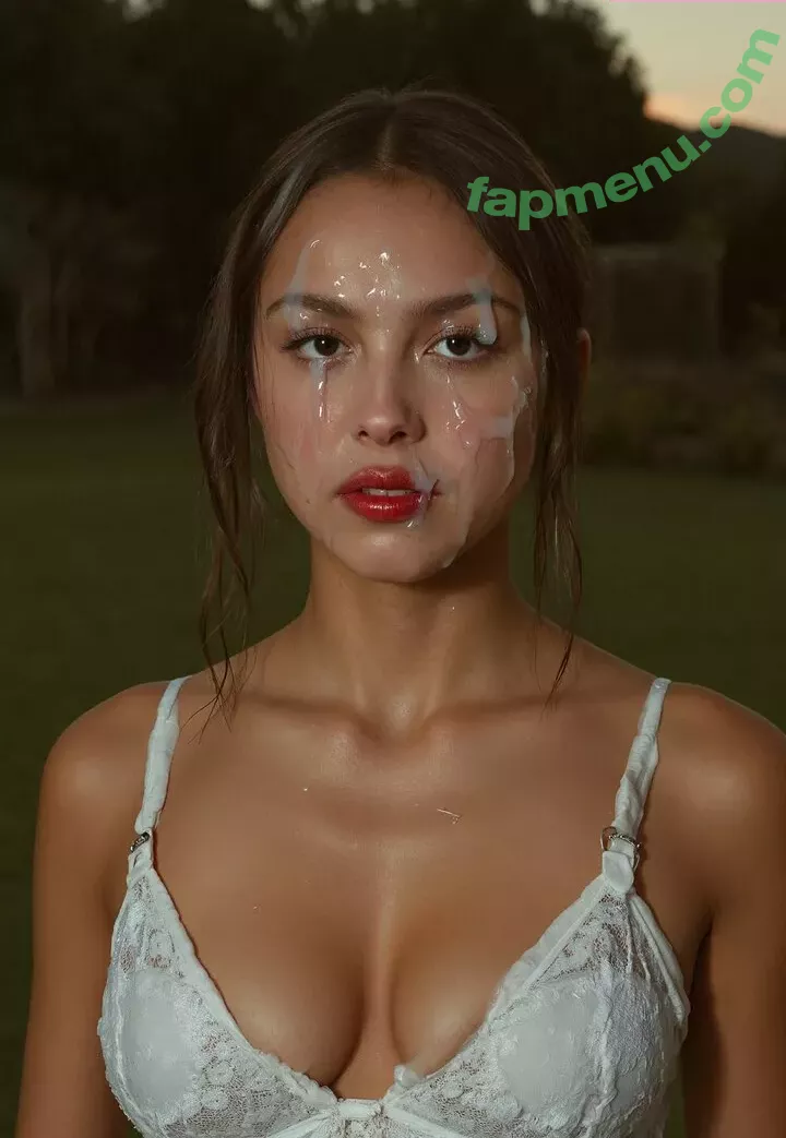 Olivia Rodrigo nude photo #3343 (oliviarodrigo)