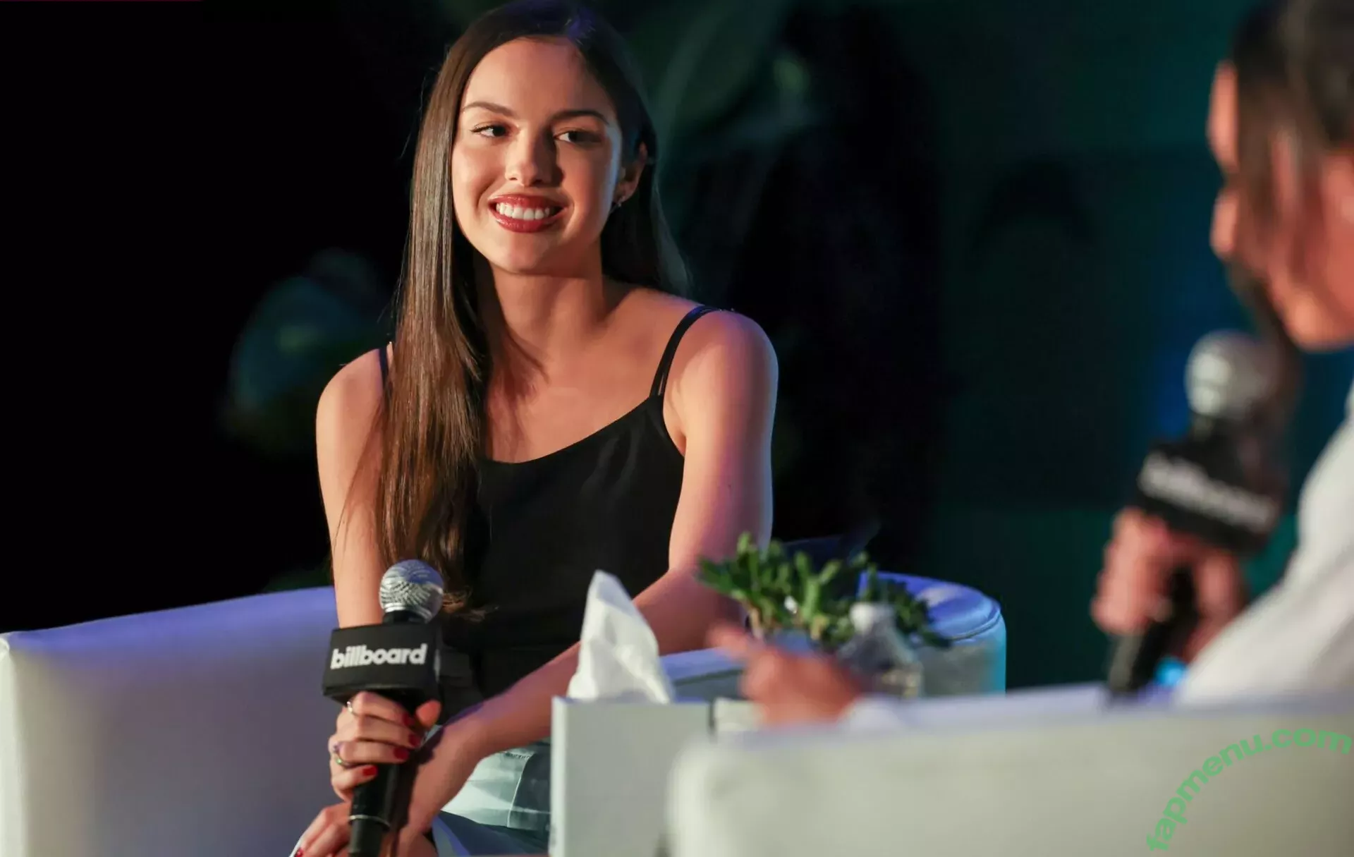 Olivia Rodrigo nude photo #3394 (oliviarodrigo)