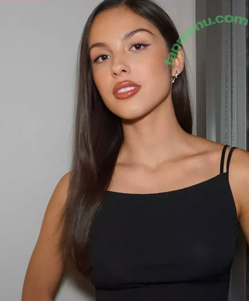 Olivia Rodrigo nude photo #3407 (oliviarodrigo)