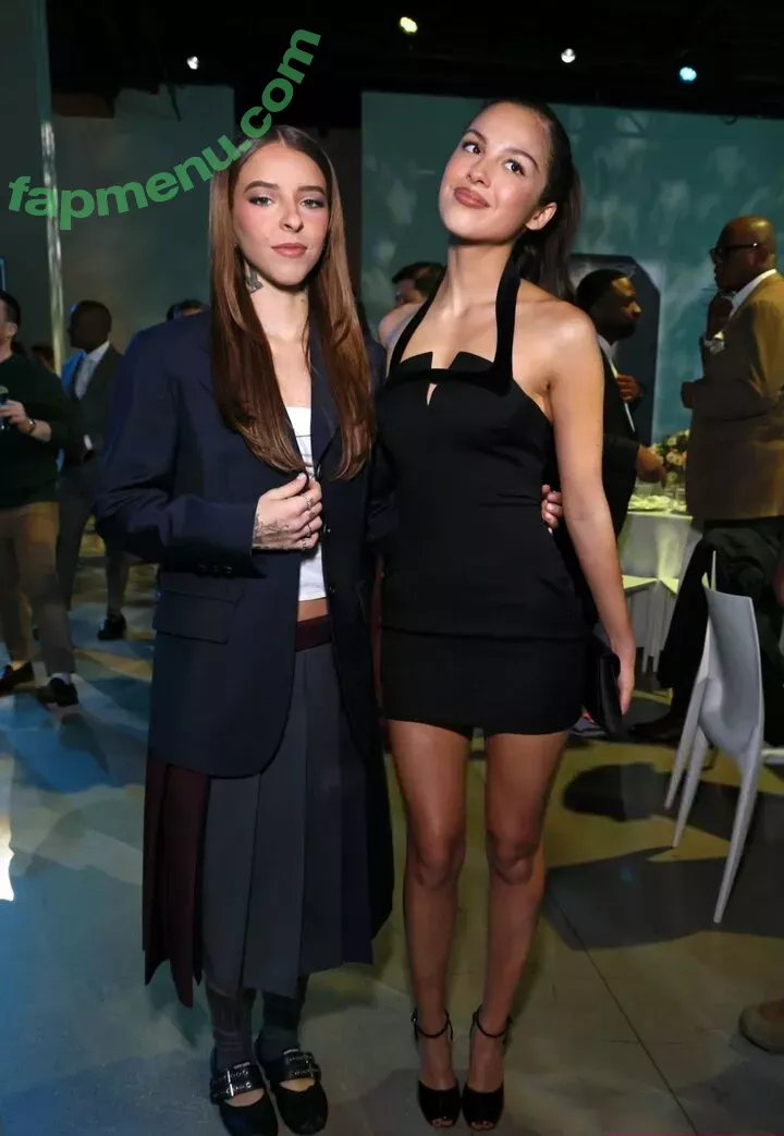 Olivia Rodrigo nude photo #3466 (oliviarodrigo)