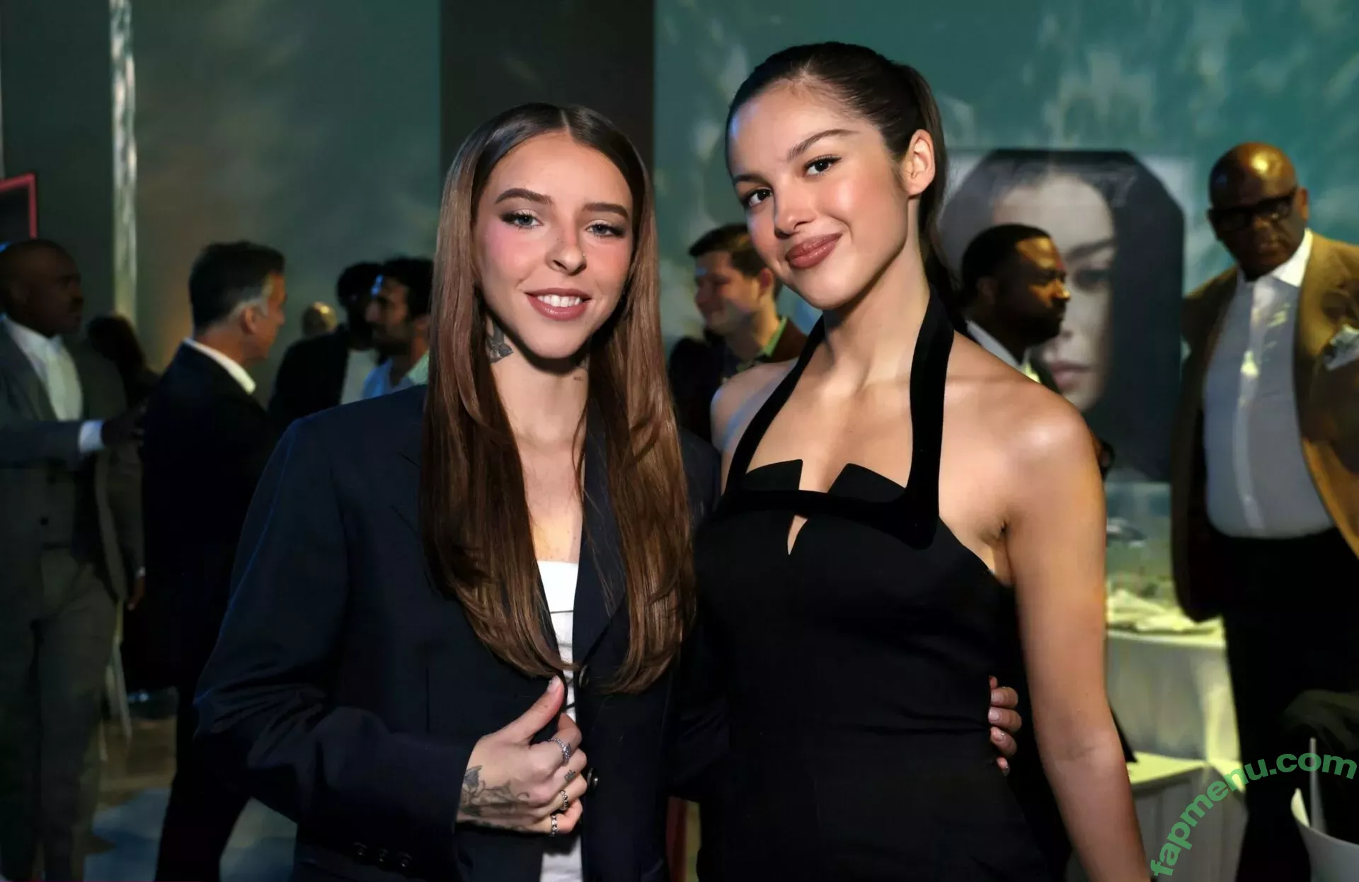 Olivia Rodrigo nude photo #3467 (oliviarodrigo)