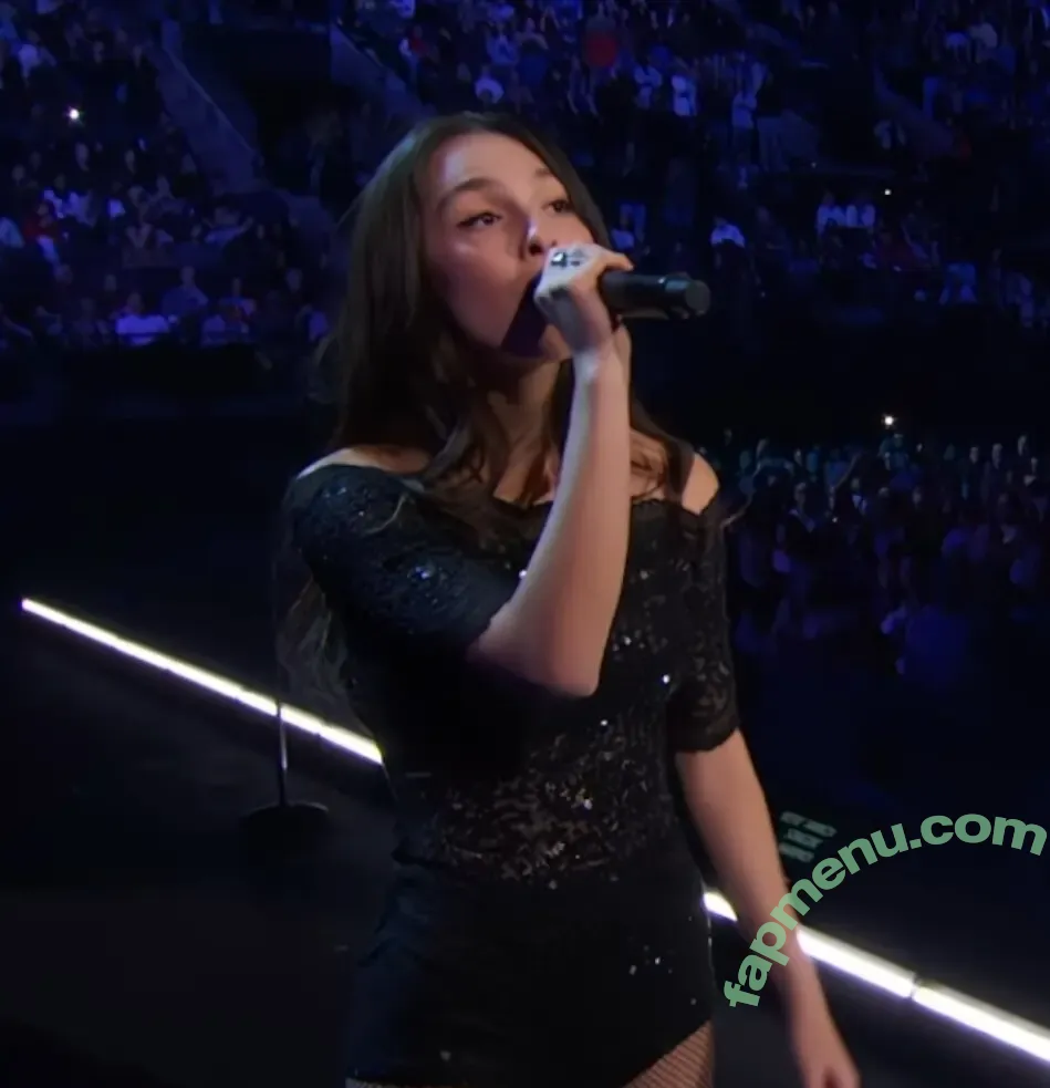 Olivia Rodrigo nude photo #3674 (oliviarodrigo)