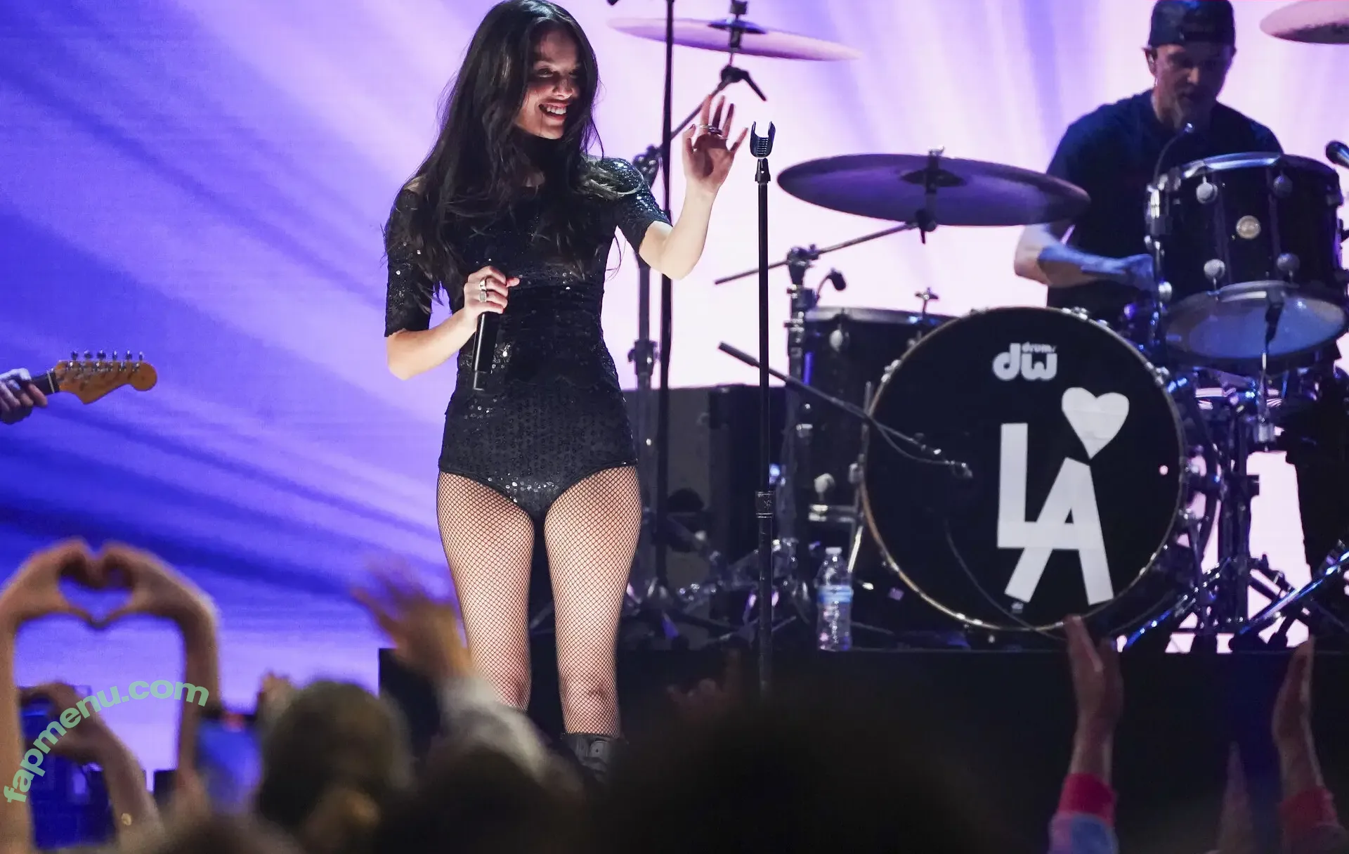 Olivia Rodrigo nude photo #3675 (oliviarodrigo)