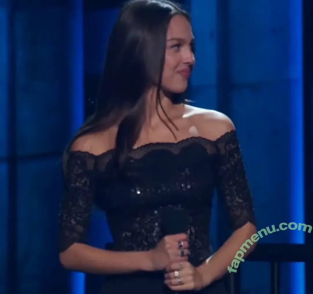 Olivia Rodrigo nude photo #3697 (oliviarodrigo)