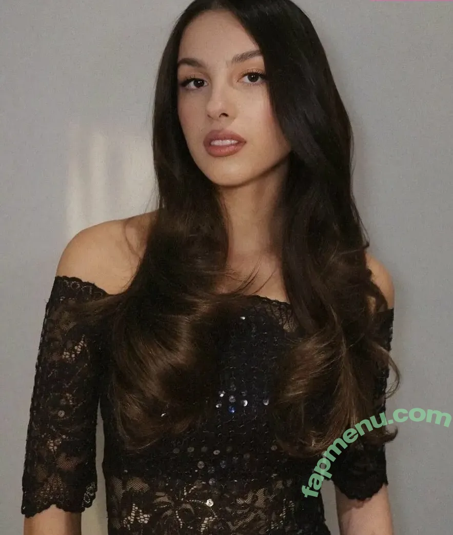 Olivia Rodrigo nude photo #3718 (oliviarodrigo)