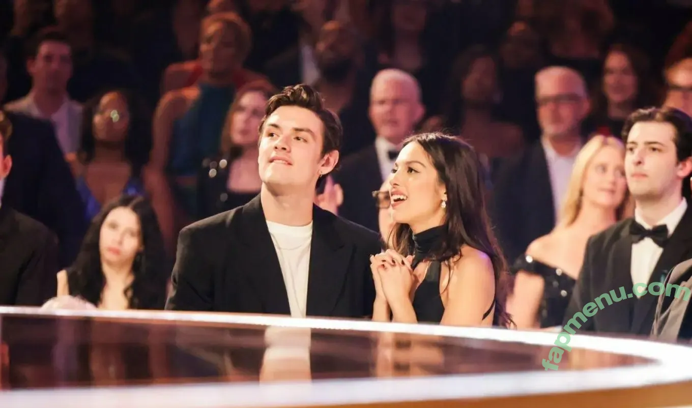 Olivia Rodrigo nude photo #3780 (oliviarodrigo)