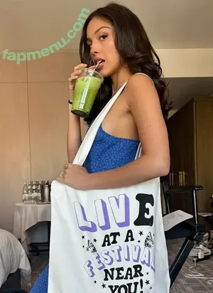 Olivia Rodrigo / oliviarodrigo nude photo #4246