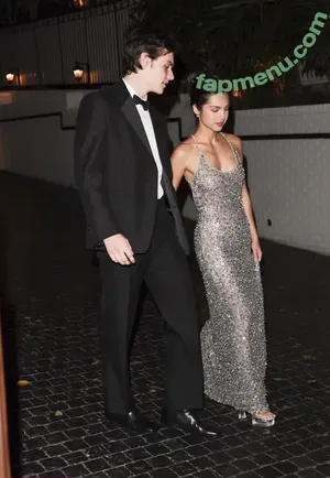 Olivia Rodrigo / oliviarodrigo nude photo #4618