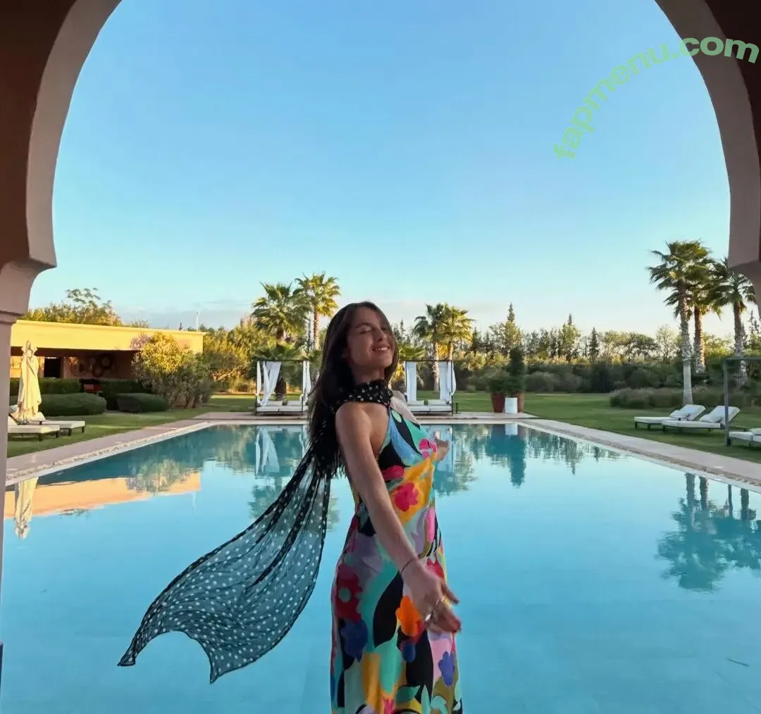 Olivia Rodrigo nude photo #4186 (oliviarodrigo)