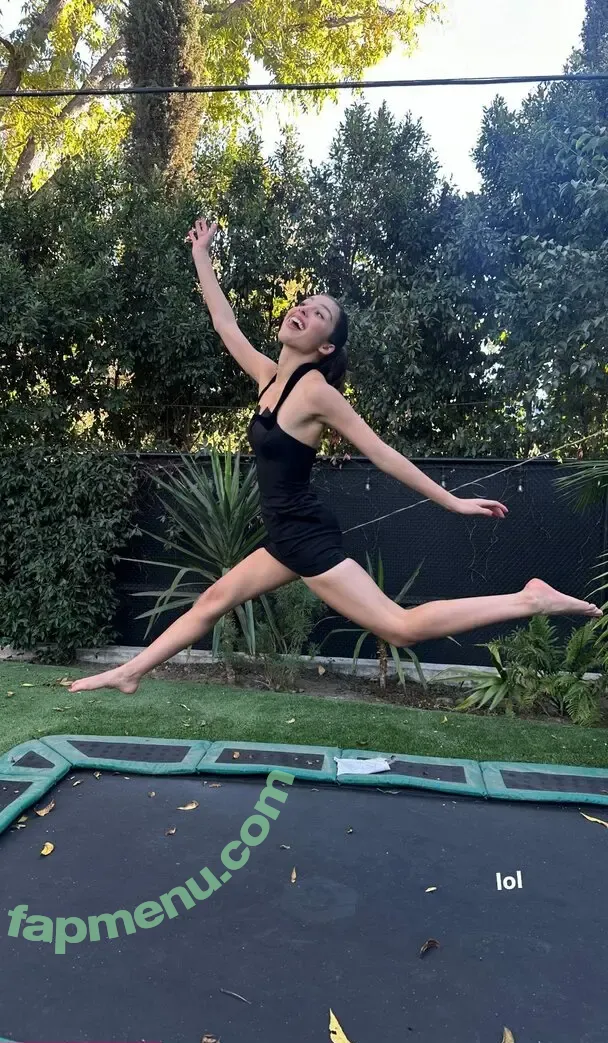 Olivia Rodrigo nude photo #4475 (oliviarodrigo)
