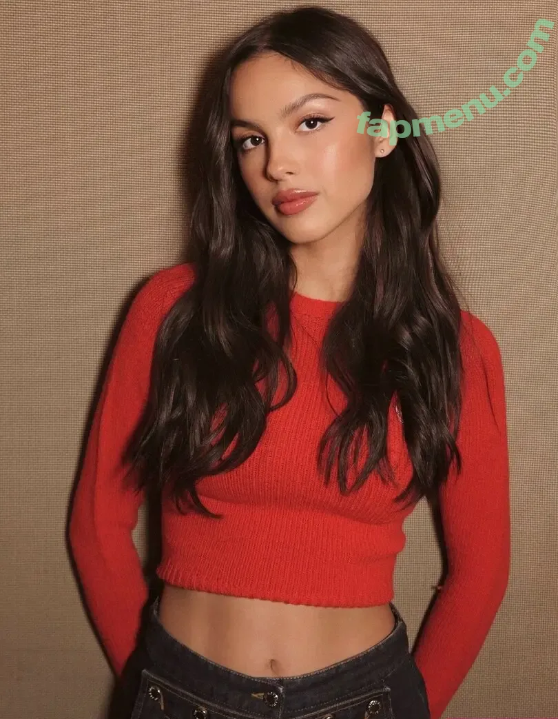 Olivia Rodrigo nude photo #4549 (oliviarodrigo)