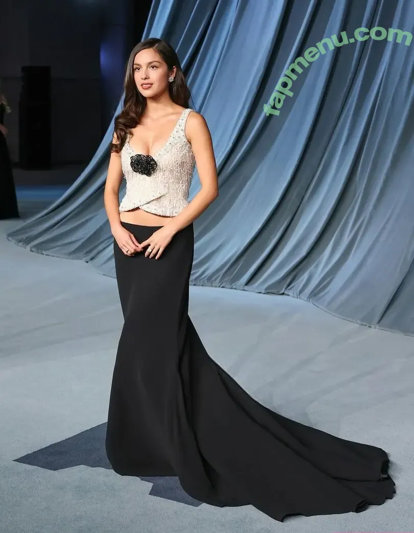 Olivia Rodrigo nude photo #4600 (oliviarodrigo)