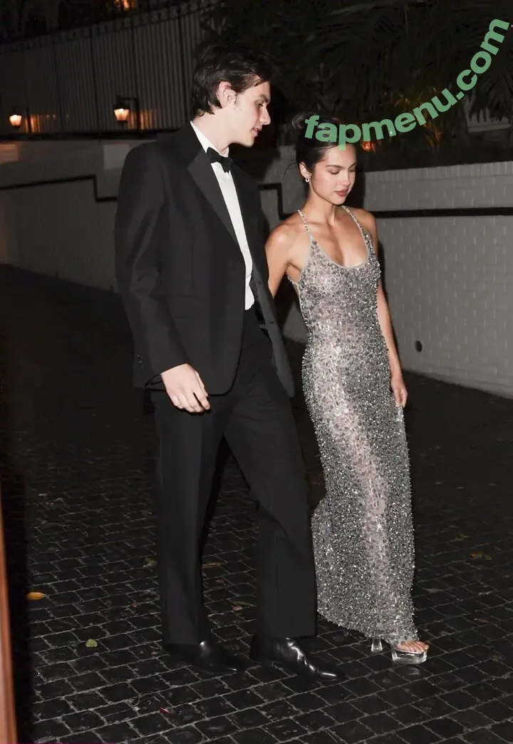 Olivia Rodrigo nude photo #4618 (oliviarodrigo)