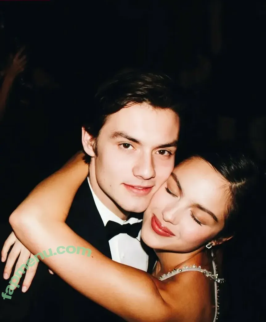 Olivia Rodrigo nude photo #4629 (oliviarodrigo)