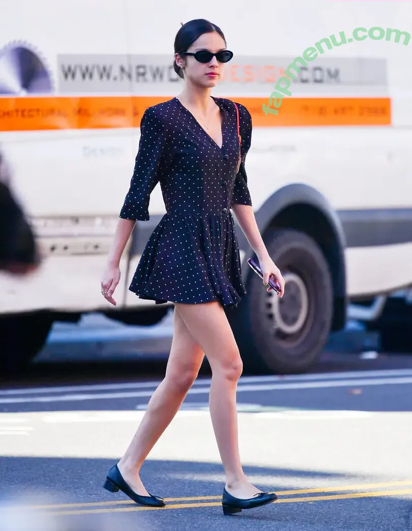 Olivia Rodrigo nude photo #4667 (oliviarodrigo)