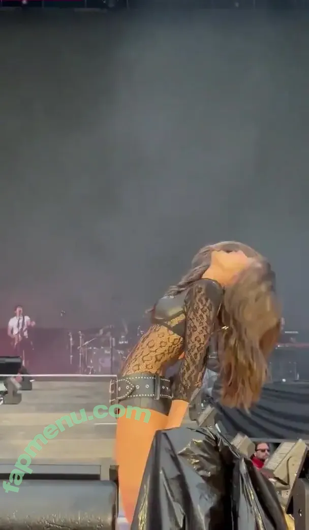 Olivia Rodrigo nude photo #4686 (oliviarodrigo)