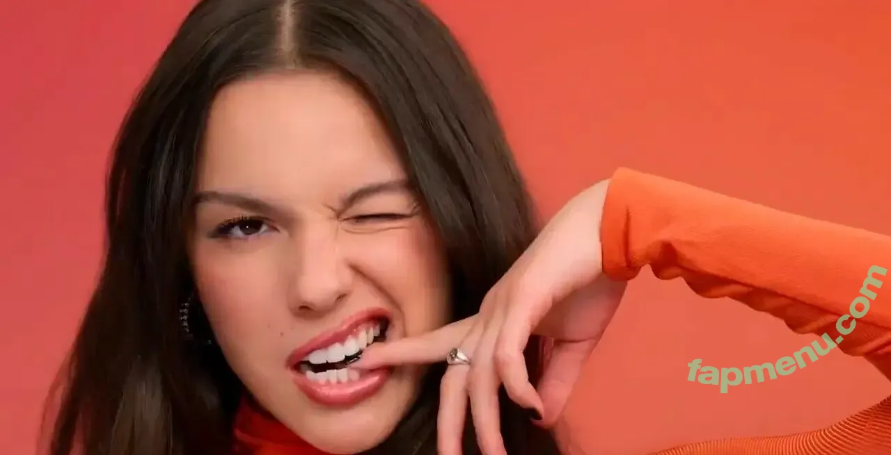 Olivia Rodrigo nude photo #4831 (oliviarodrigo)