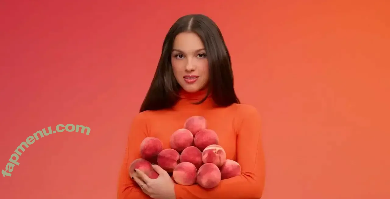 Olivia Rodrigo nude photo #4833 (oliviarodrigo)