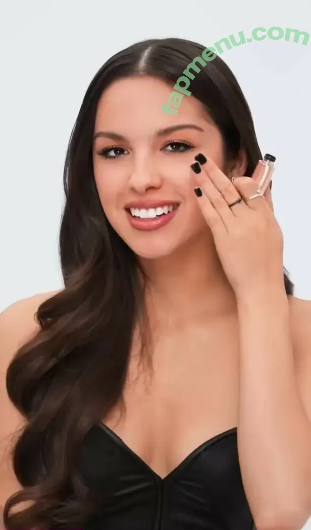 Olivia Rodrigo nude photo #4839 (oliviarodrigo)