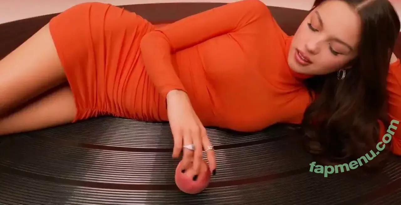 Olivia Rodrigo nude photo #4850 (oliviarodrigo)