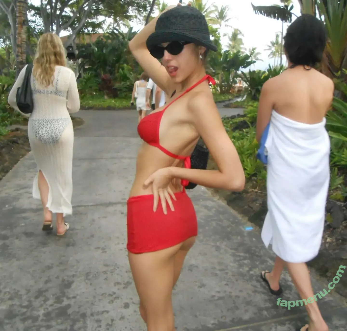 Olivia Rodrigo nude photo #4855 (oliviarodrigo)