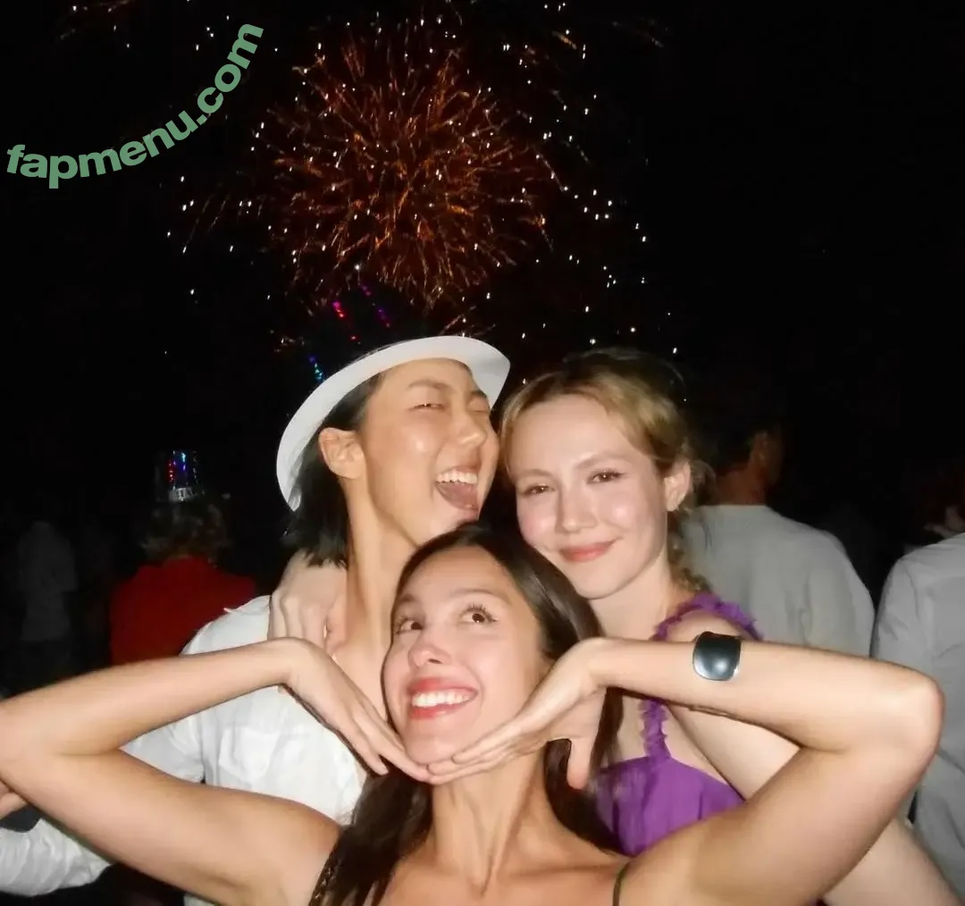 Olivia Rodrigo nude photo #4863 (oliviarodrigo)