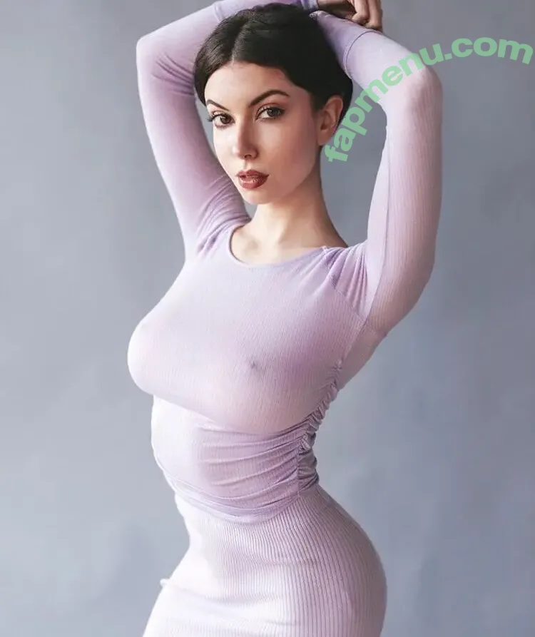 Olivia Rose nude photo #0106 (olivia.rosee / oliviarose / roseeeeee444)