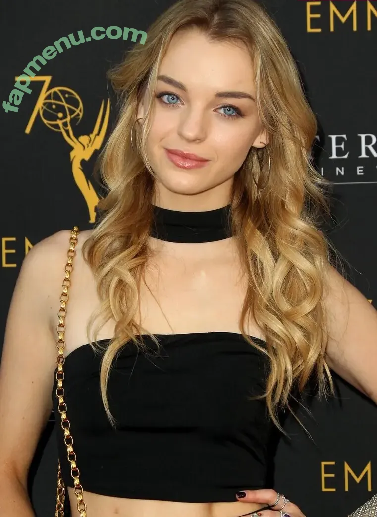 Olivia Rose Keegan nude photo #0027 (oliviarosekeegan)