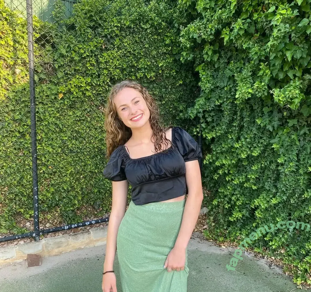 Olivia Steel nude photo #0004 (olisteel_ / oliviasteele_free)