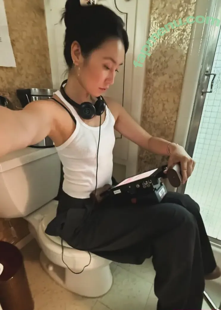 Olivia Sui nude photo #0139 (Smosh / oliviasui)