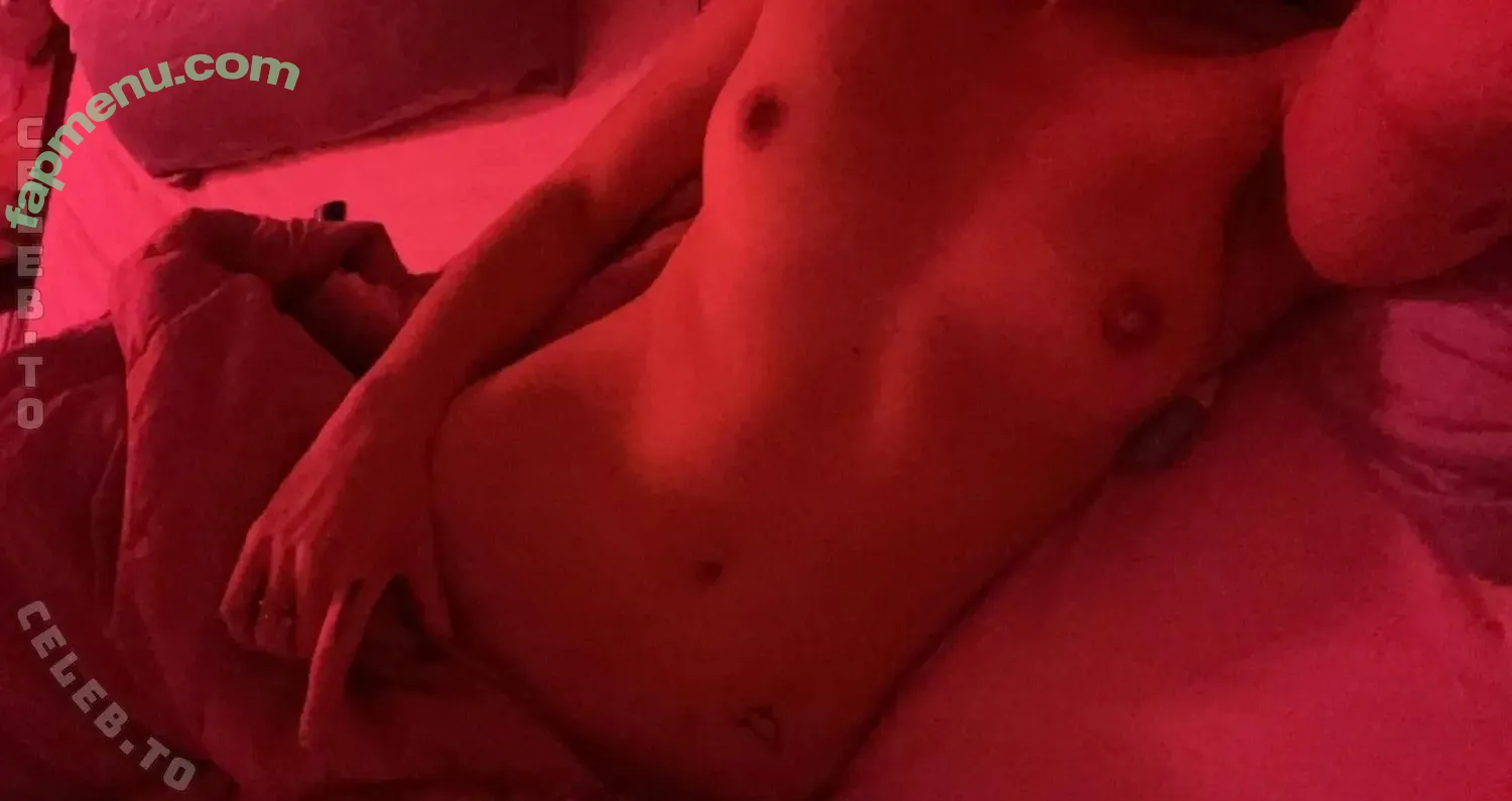 Olivia Tiedemann nude photo #0083 (OliviaTiedemann / Oliviatieds / livforpasta / oliviatied)