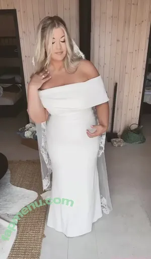 Olivia Tierney Instagram Influencer / oliviafredacurves nude photo #0006