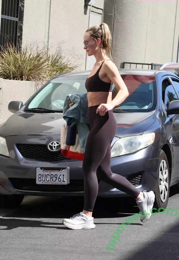 Olivia Wilde nude photo #2812 (olivia_wilde22 / oliviawilde)