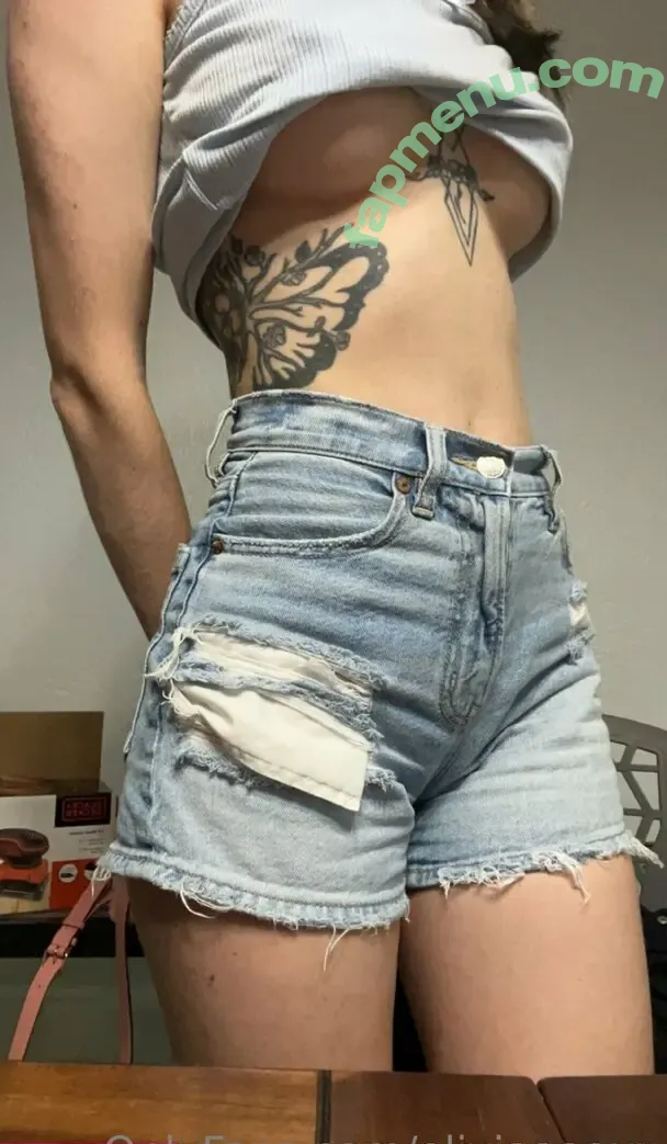 oliviaaaaxx nude photo #0018 (oliviaaaaxx)