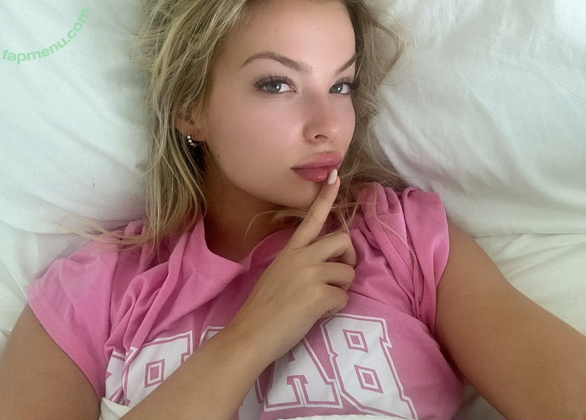 oliviagreenxx nude photo #0171 (oliviagreenx_)