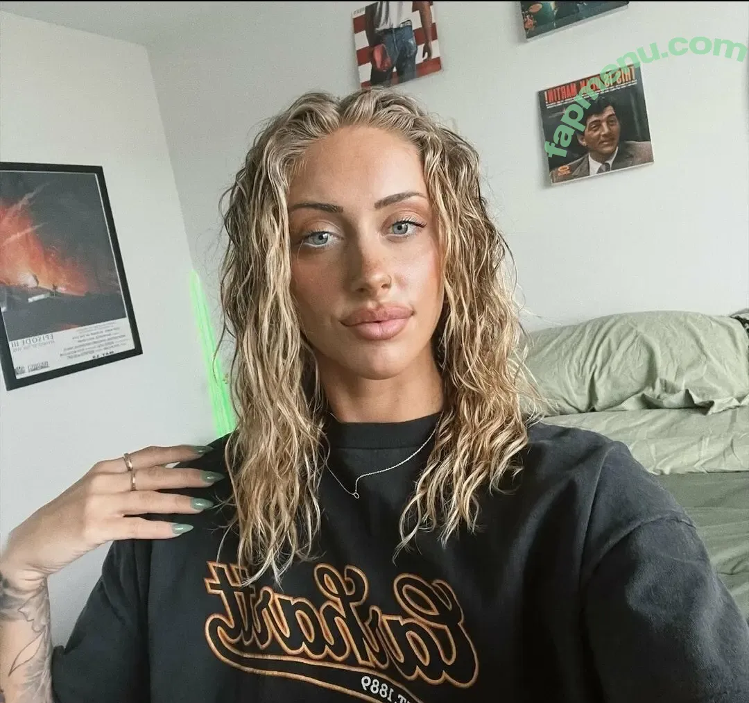 oliviakayemyers nude photo #0002 (oliviakayemyers)