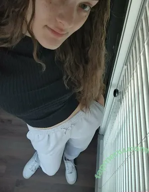 oliviamadisonxo / lifeofoliviamadison nude photo #0020