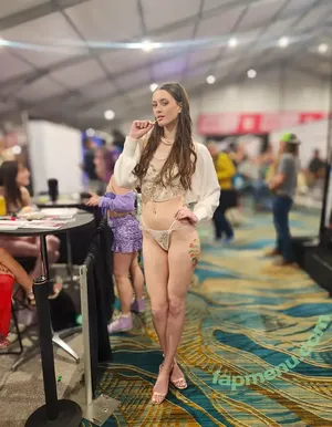 oliviamadisonxo / lifeofoliviamadison nude photo #0032