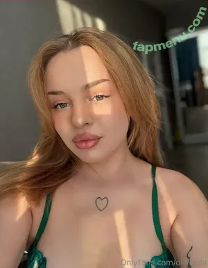  nude photo #0032