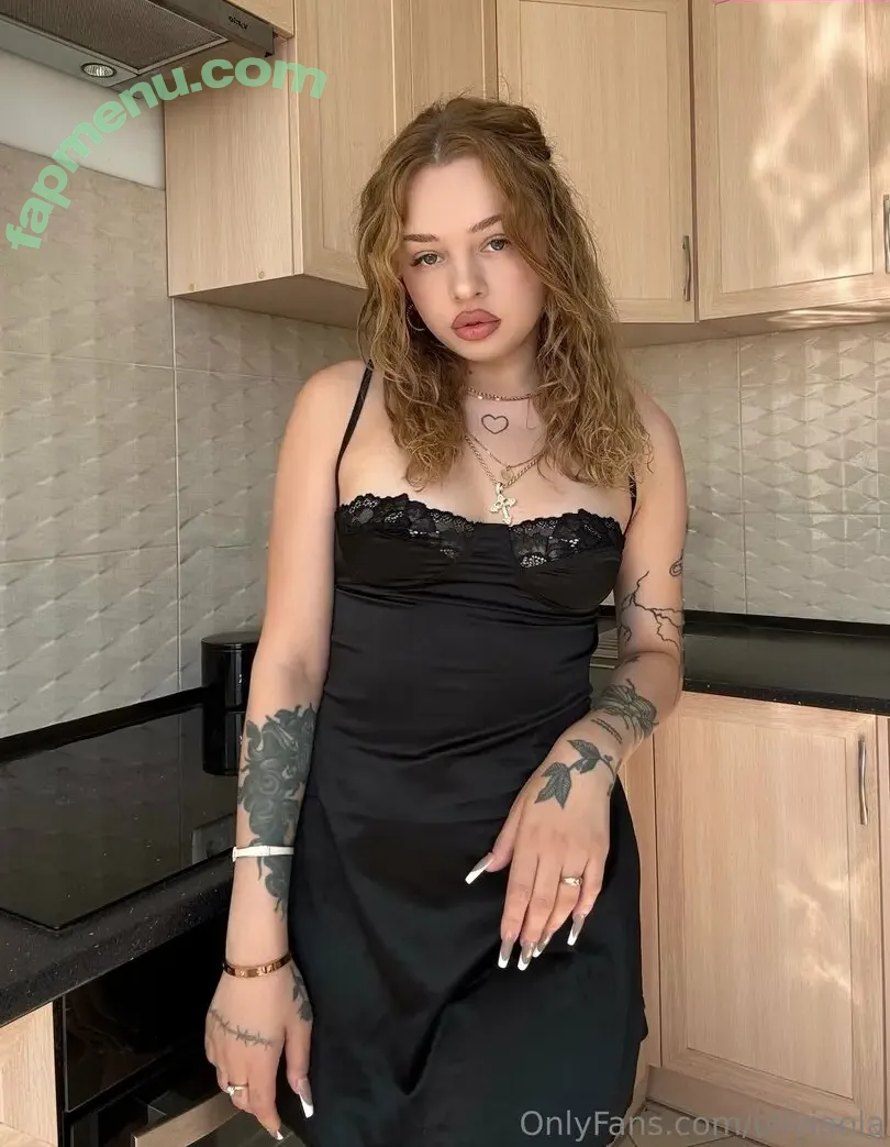 oliviaola nude photo #0010 (oliviaola)
