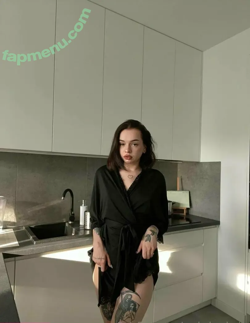 oliviaola nude photo #0021 (oliviaola)