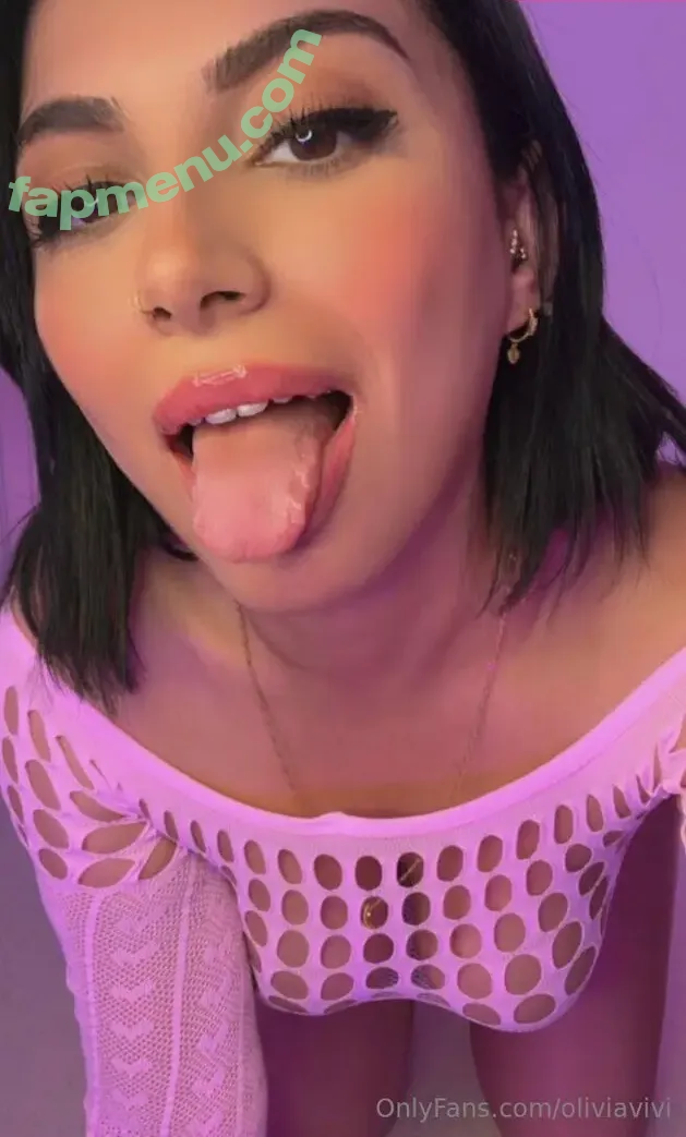 oliviapeachyy nude photo #0012 (oliviapeachart)