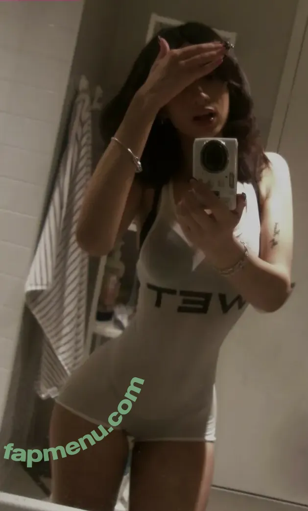 oliviaraynn nude photo #0010 (oliviaraynn)