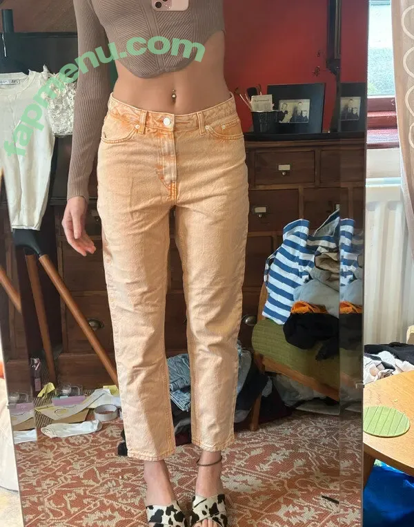 oliviarcox nude photo #0052 (olivia.veronica.corr)