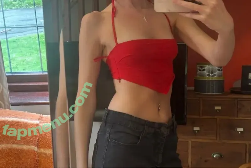 oliviarcox nude photo #0058 (@oliviarcox)