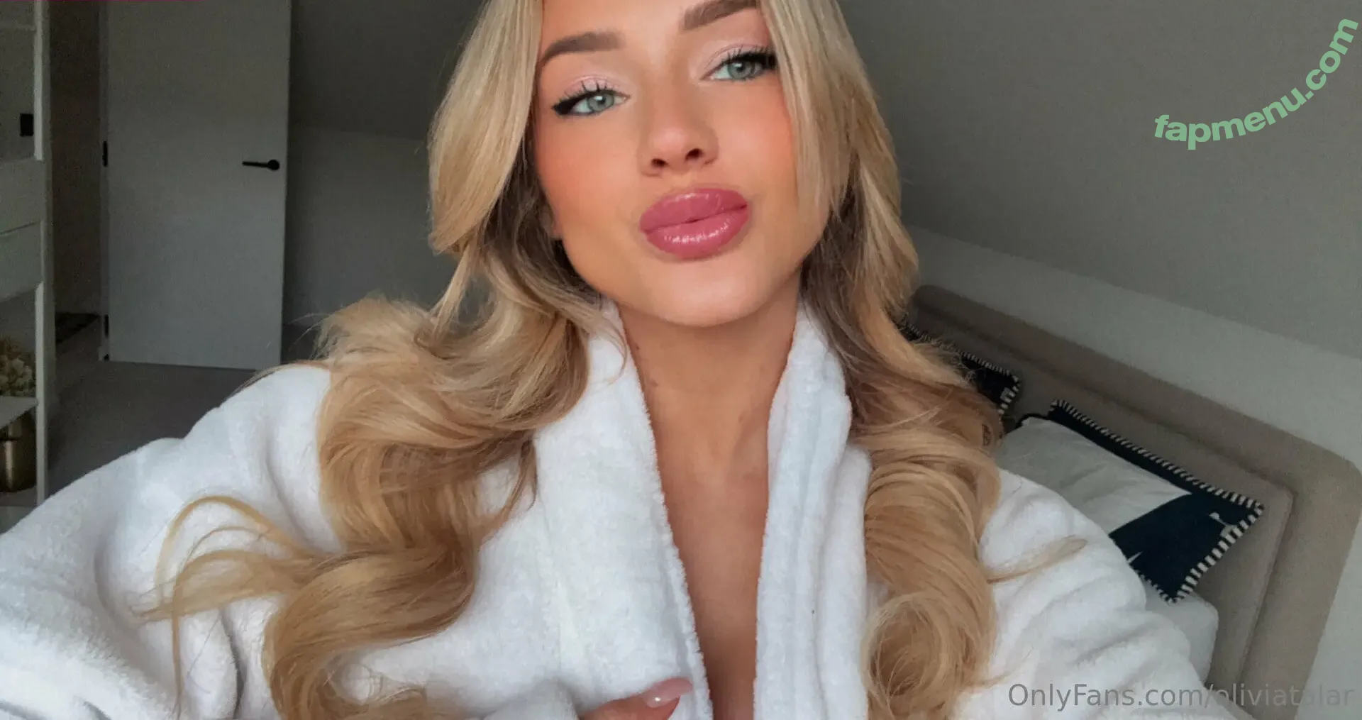 oliviatalar nude photo #0031 (oliviatalar)